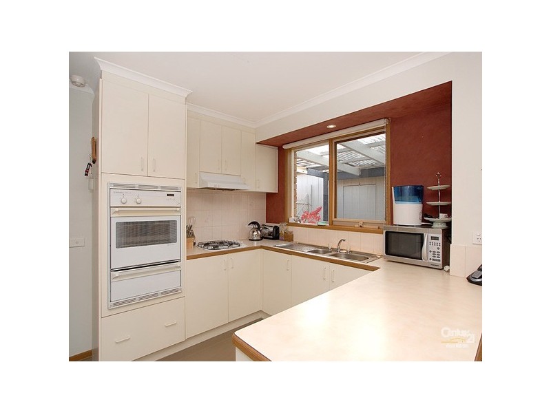 1 Insignia Crescent, Berwick VIC 3806