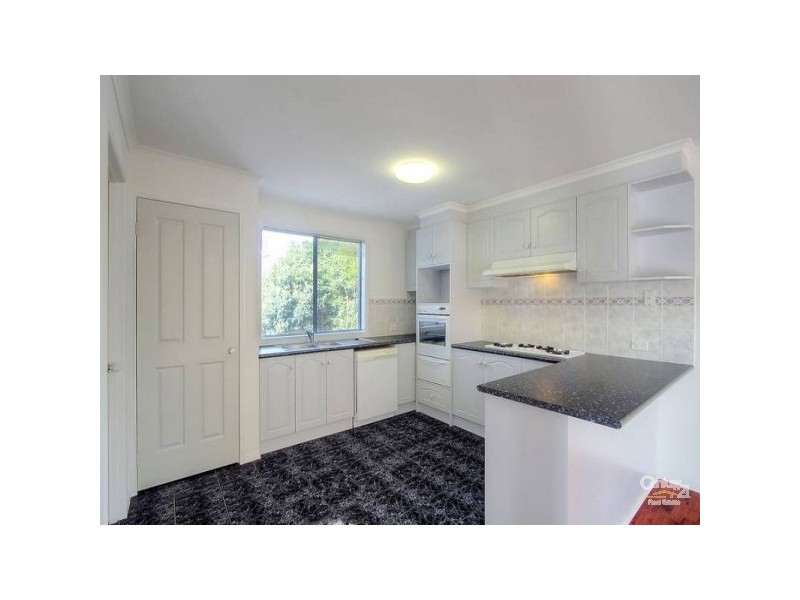 50 The Promenade, Narre Warren South VIC 3805