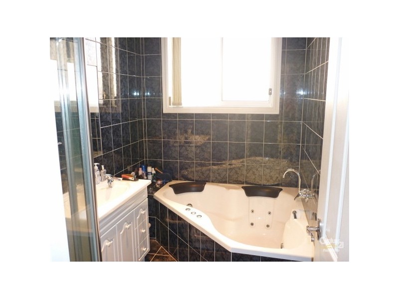 4 Nockolds Crescent, Noble Park VIC 3174