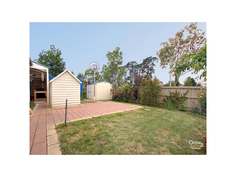 13 McIlwraith Court, Berwick VIC 3806