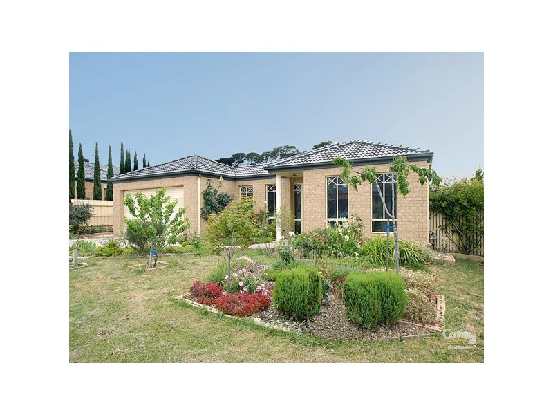 13 McIlwraith Court, Berwick VIC 3806