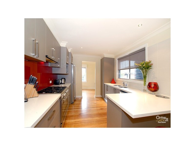 10 Penrith Court, Berwick VIC 3806