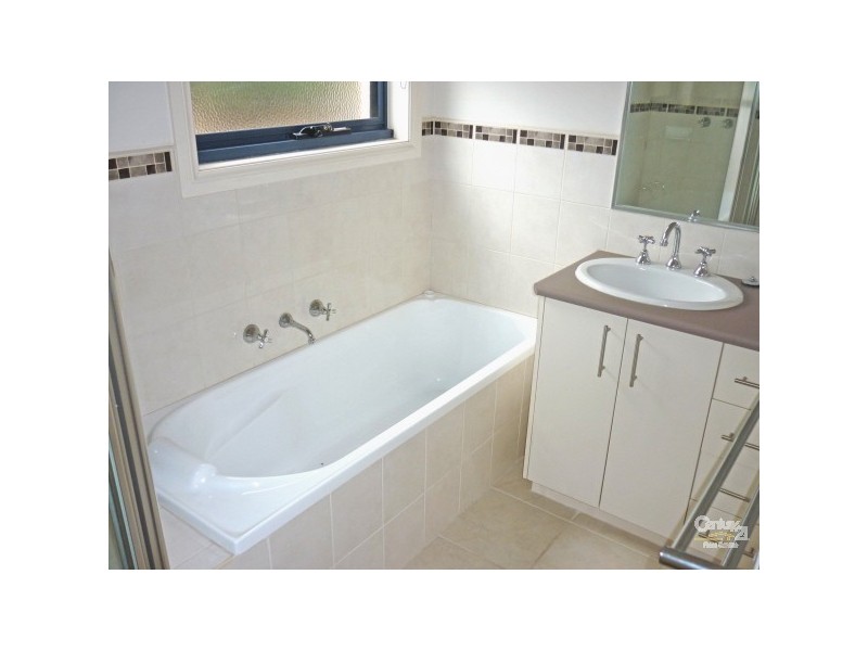 1/49 Palmerston Street, Berwick VIC 3806