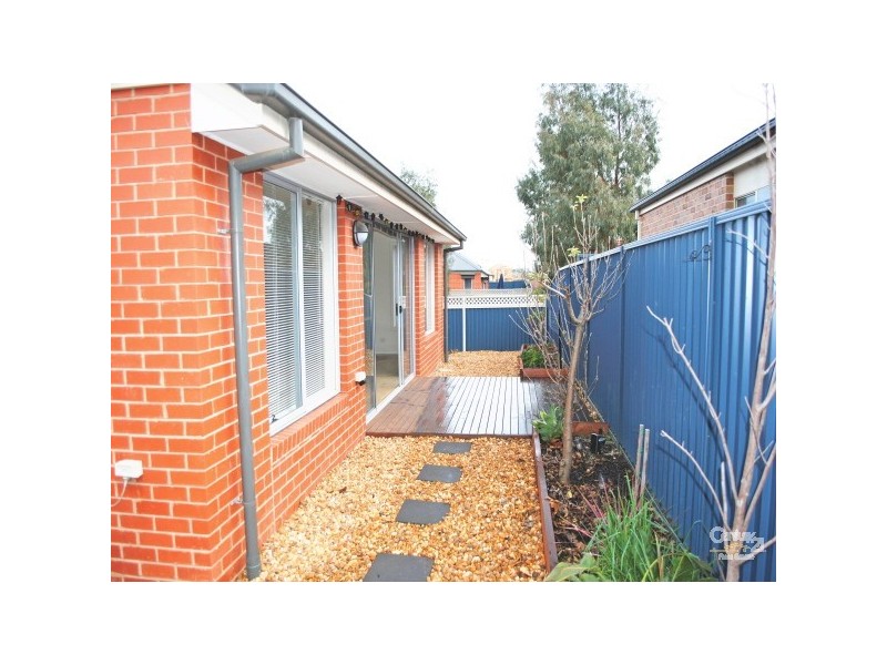 46 The Parkway, Pakenham VIC 3810