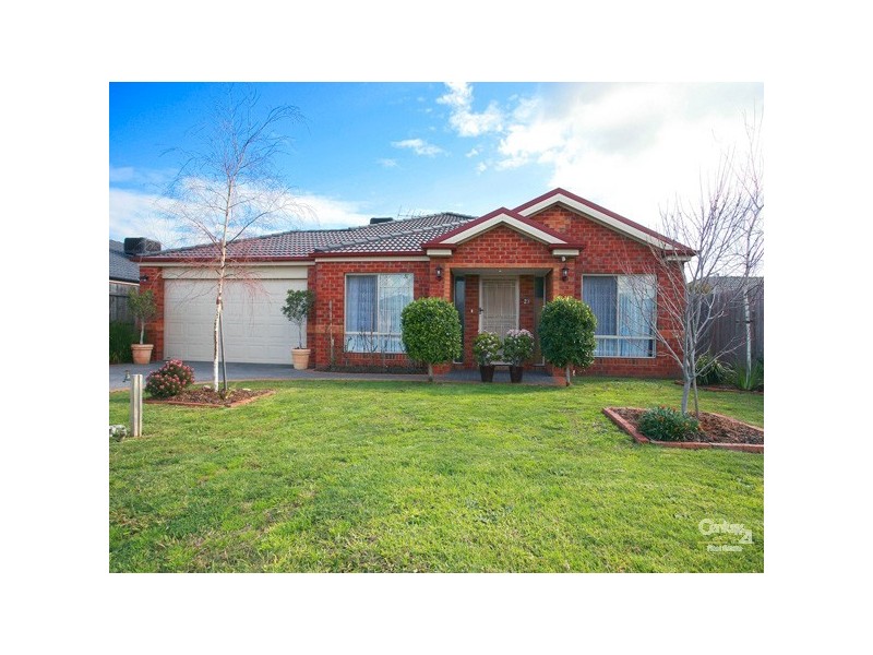 23 Dempster Way, Berwick VIC 3806