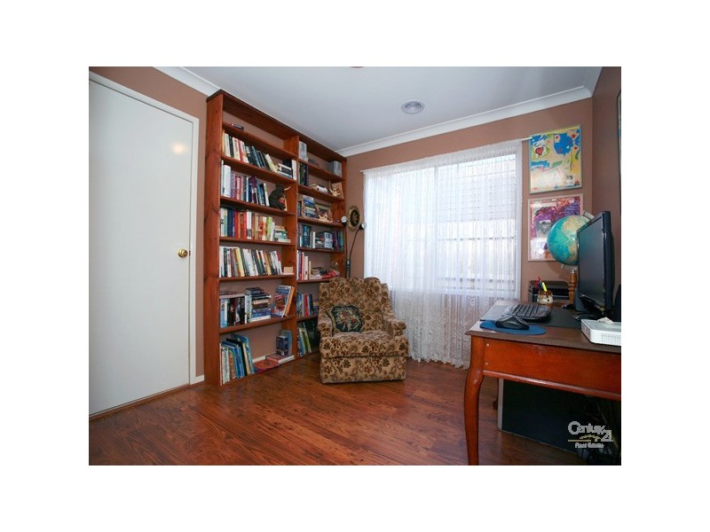 23 Dempster Way, Berwick VIC 3806