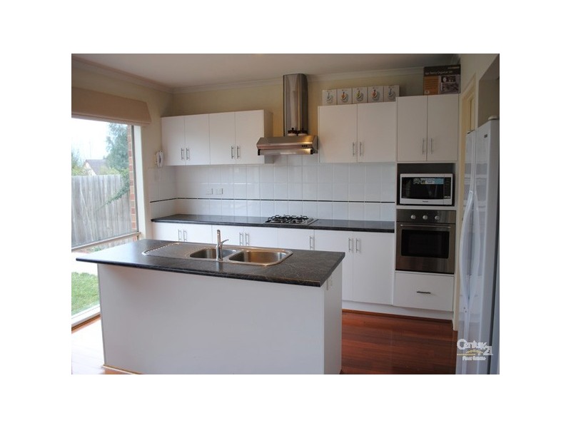 3 Pheasant Court, Berwick VIC 3806