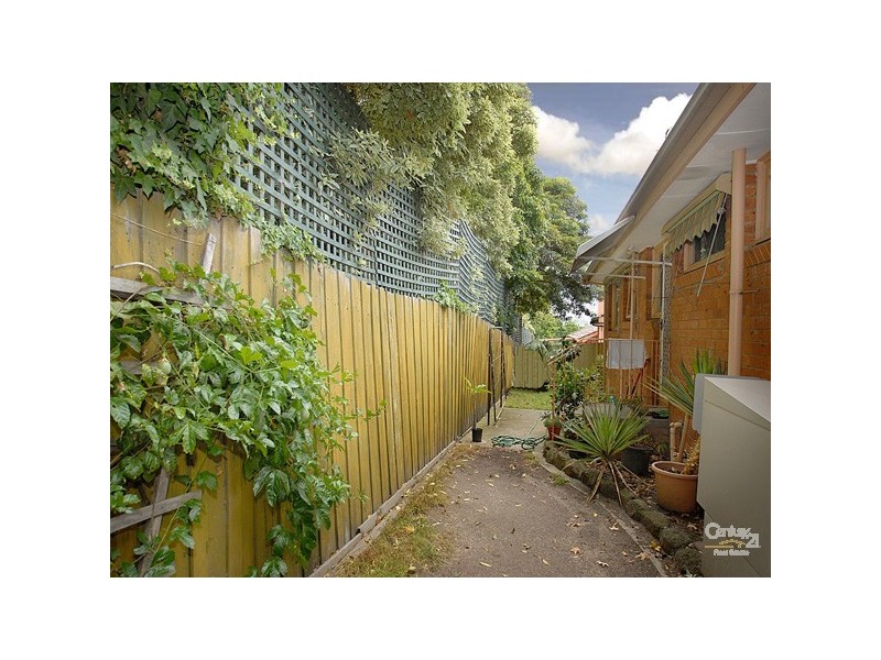 2/21 MacPherson Street, Dandenong VIC 3175