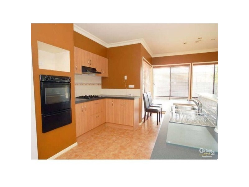 26 Cromford Crescent, Narre Warren South VIC 3805