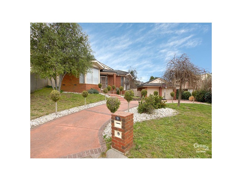 13 Vista Court,, Berwick VIC 3806