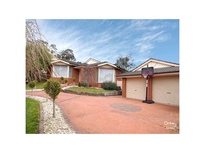 13 Vista Court,, Berwick VIC 3806