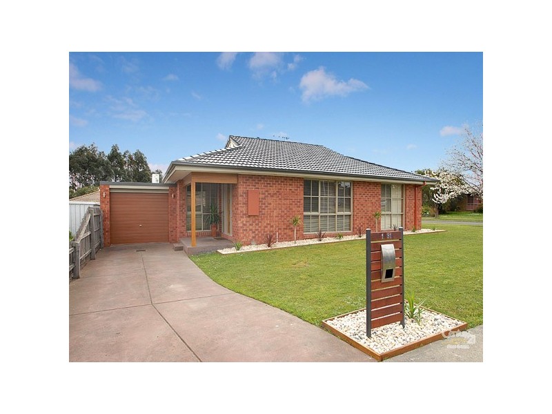 1/31 Florence Avenue, Berwick VIC 3806