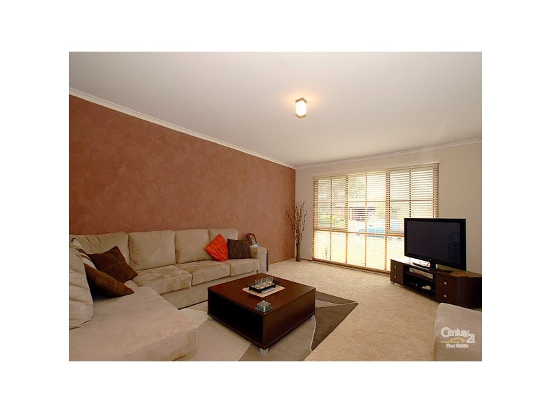 1/31 Florence Avenue, Berwick VIC 3806