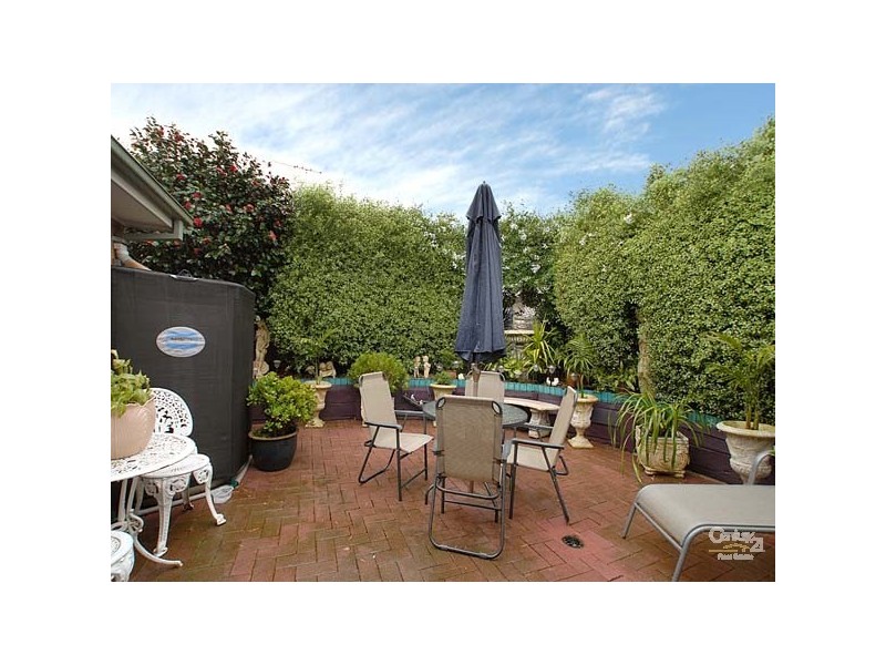 1 Boree Court, Berwick VIC 3806