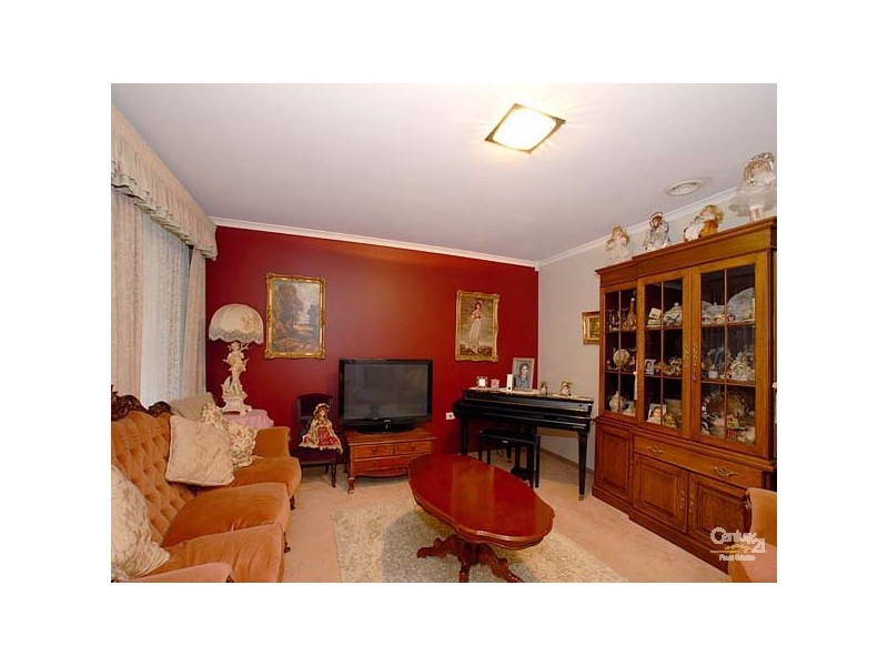 1 Boree Court, Berwick VIC 3806