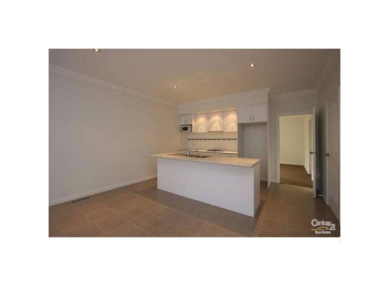 3/9 Slingsby Avenue,, Beaconsfield VIC 3807