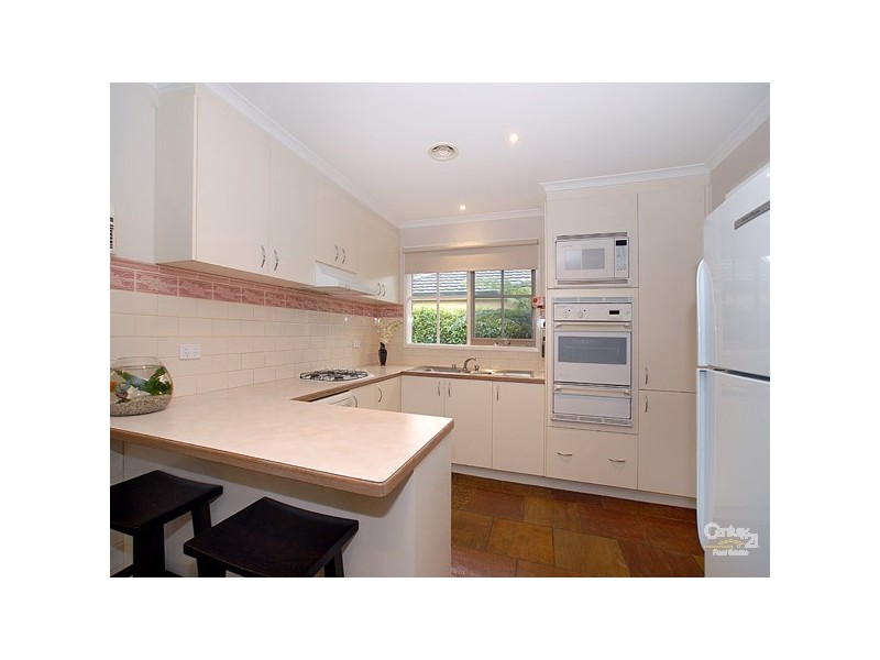 40 Coolong Avenue, Berwick VIC 3806