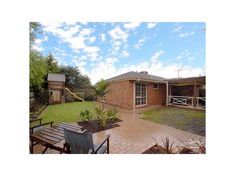 40 Coolong Avenue, Berwick VIC 3806