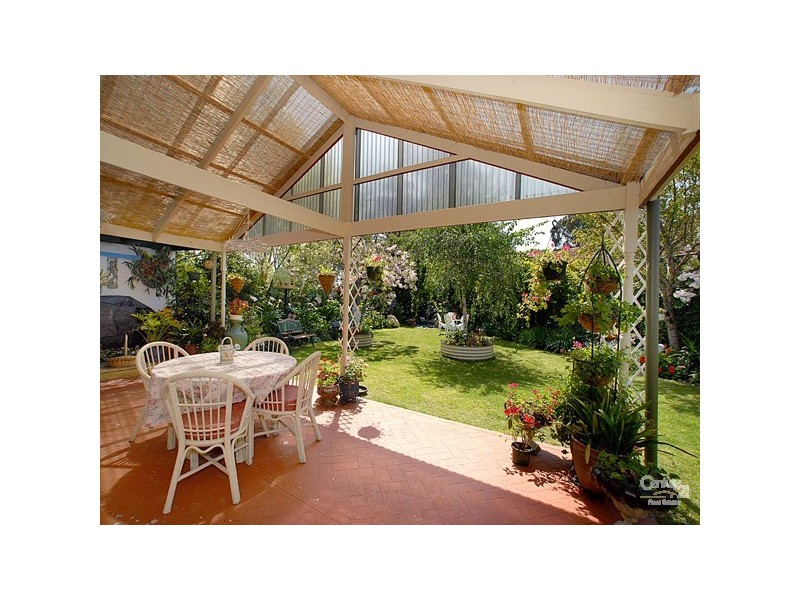 1 Martin Court, Berwick VIC 3806