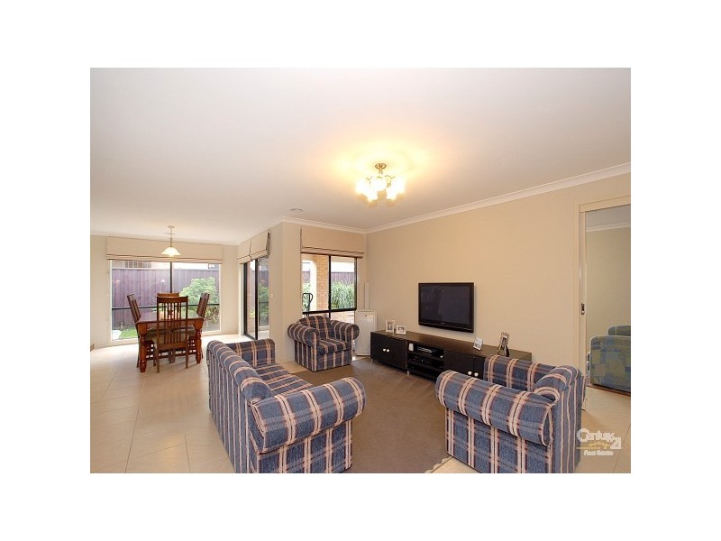 88 Skyline Way, Berwick VIC 3806