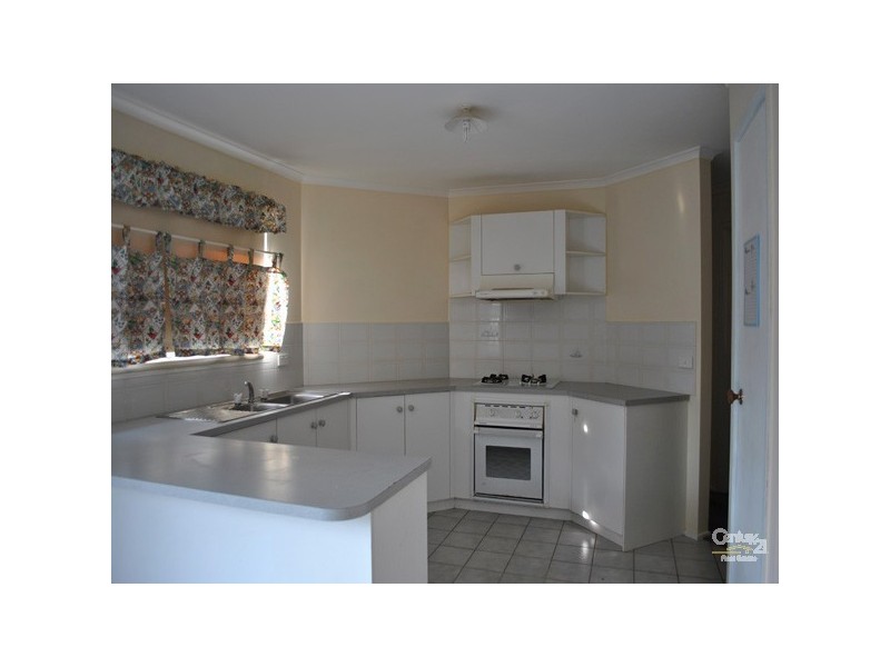 5 Yandilla Court, Berwick VIC 3806