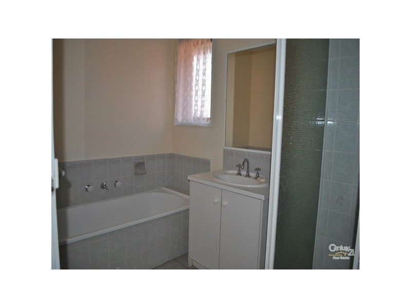 5 Yandilla Court, Berwick VIC 3806