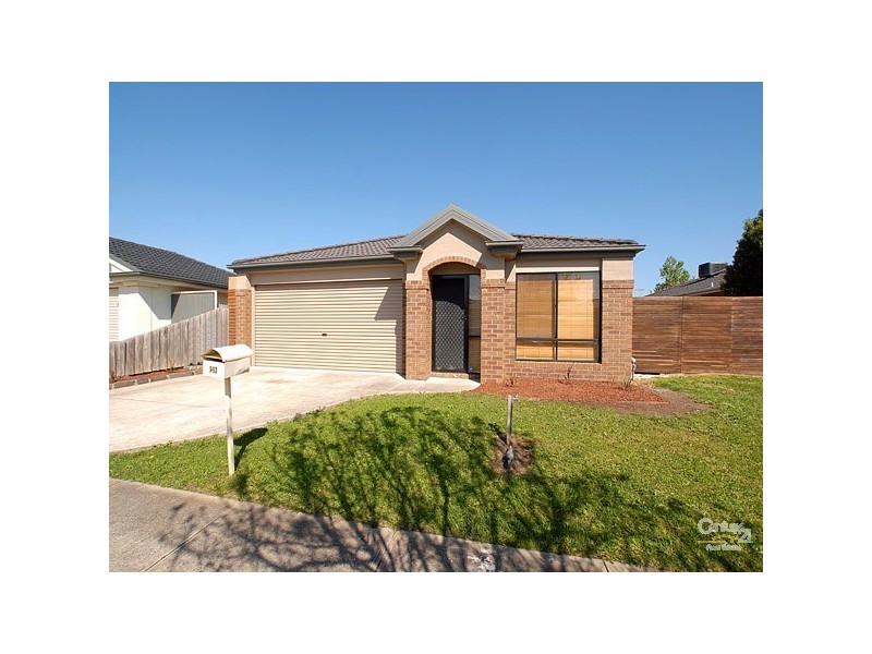 141 Bellevue Drive, Berwick VIC 3806