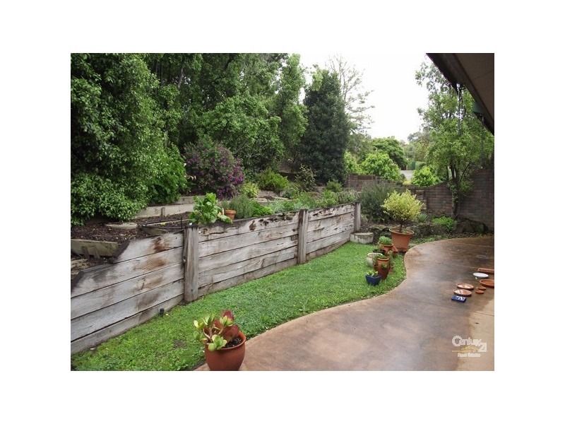 2 Kirkfell Court, Berwick VIC 3806