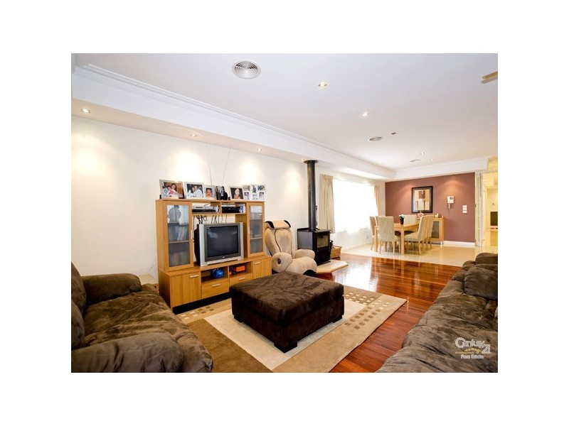 7 Tegans Close, Hallam VIC 3803