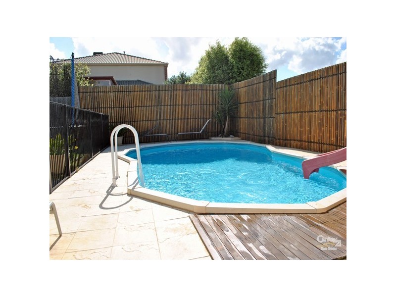 7 Tegans Close, Hallam VIC 3803