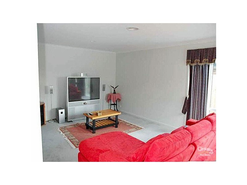 9 Mowbray Court, Berwick VIC 3806