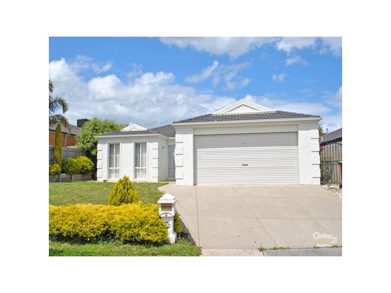 9 Mowbray Court, Berwick VIC 3806