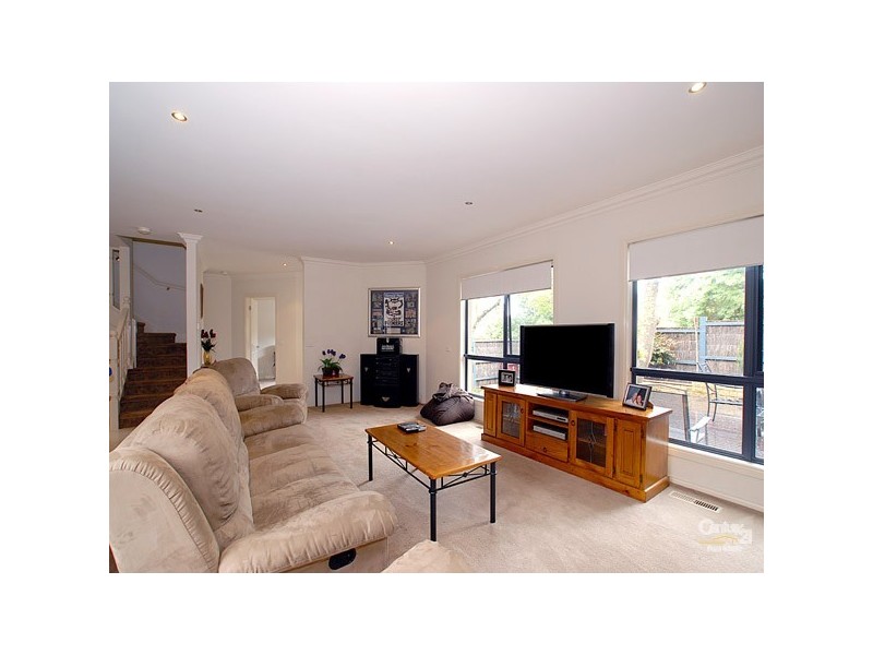 1/49 Palmerston Street, Berwick VIC 3806