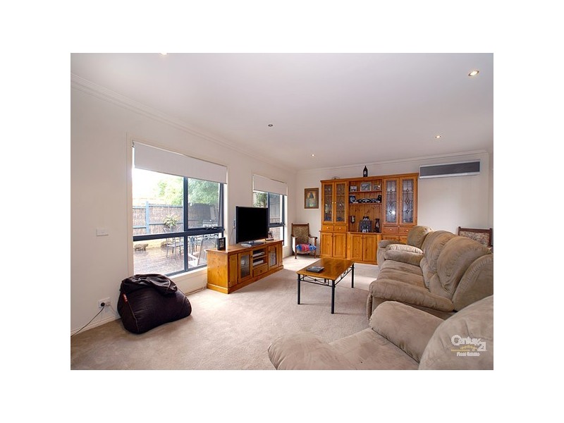 1/49 Palmerston Street, Berwick VIC 3806