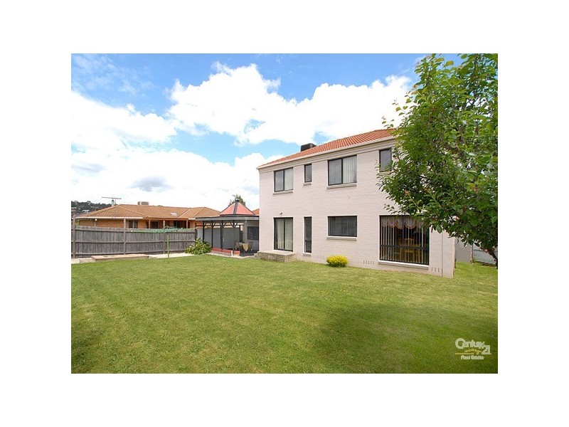 14 Bangalay Place, Berwick VIC 3806