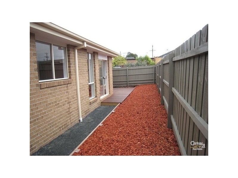 2/1 Lebanon Street, Dandenong VIC 3175