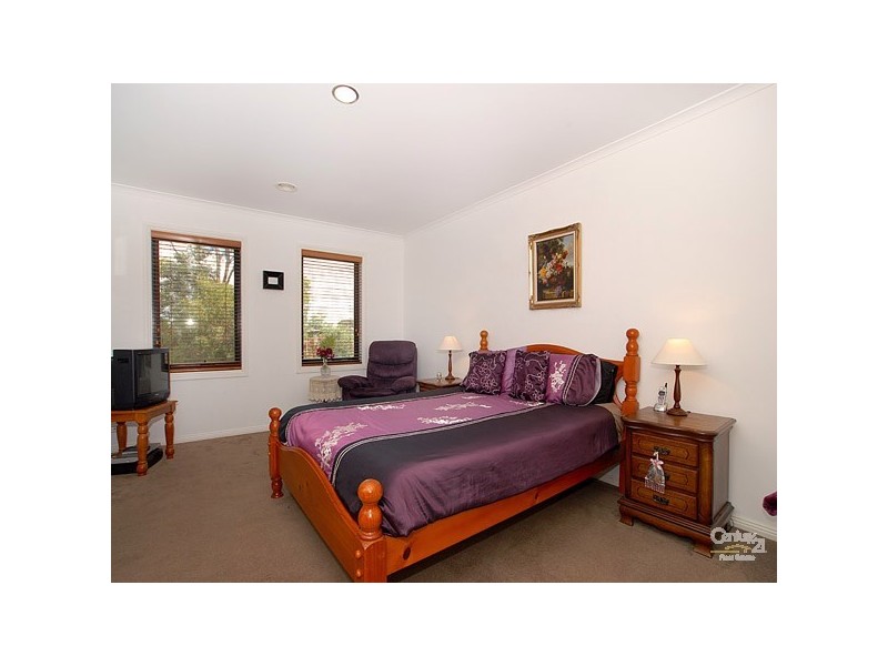 14 Bangalay Place, Berwick VIC 3806