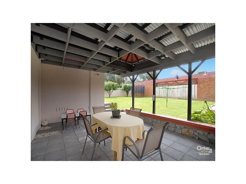 14 Bangalay Place, Berwick VIC 3806