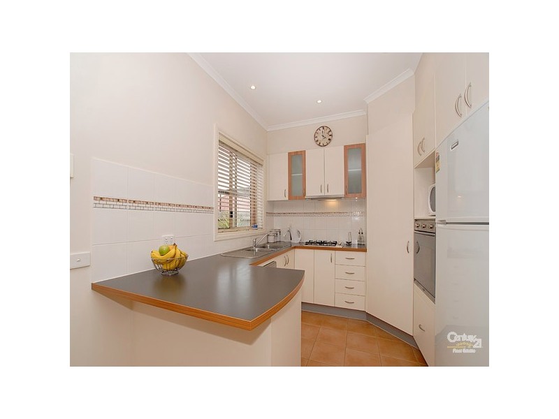 32 Amhurst Drive, Narre Warren South VIC 3805