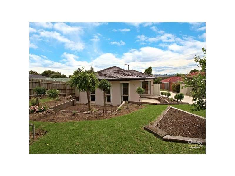 26 Blackwood Drive, Narre Warren VIC 3805