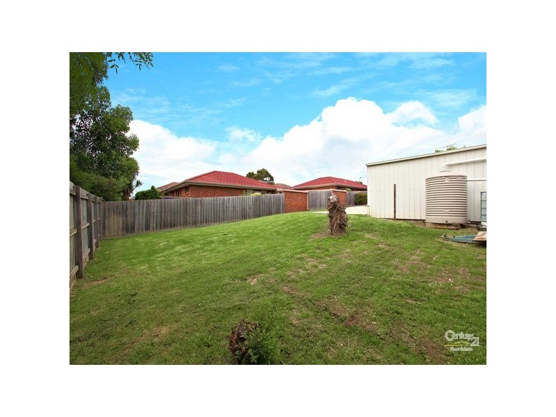 26 Blackwood Drive, Narre Warren VIC 3805