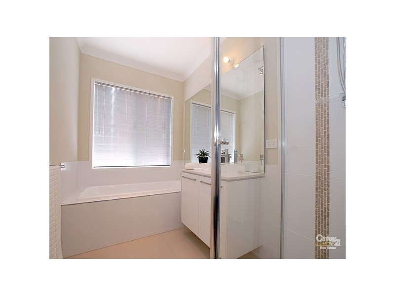 36 Island Circuit, Lyndhurst VIC 3975