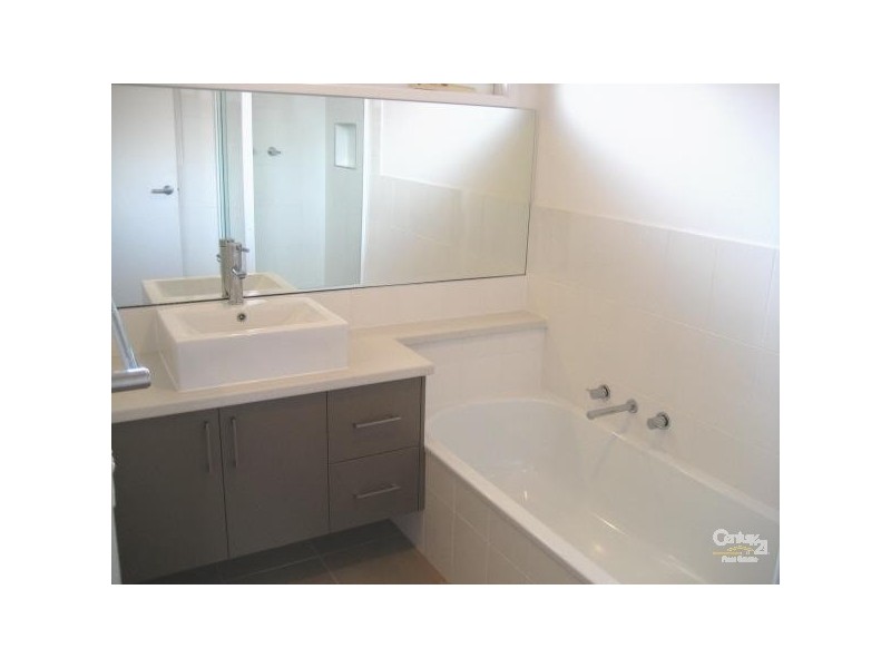 22 Amber Crescent, Narre Warren VIC 3805