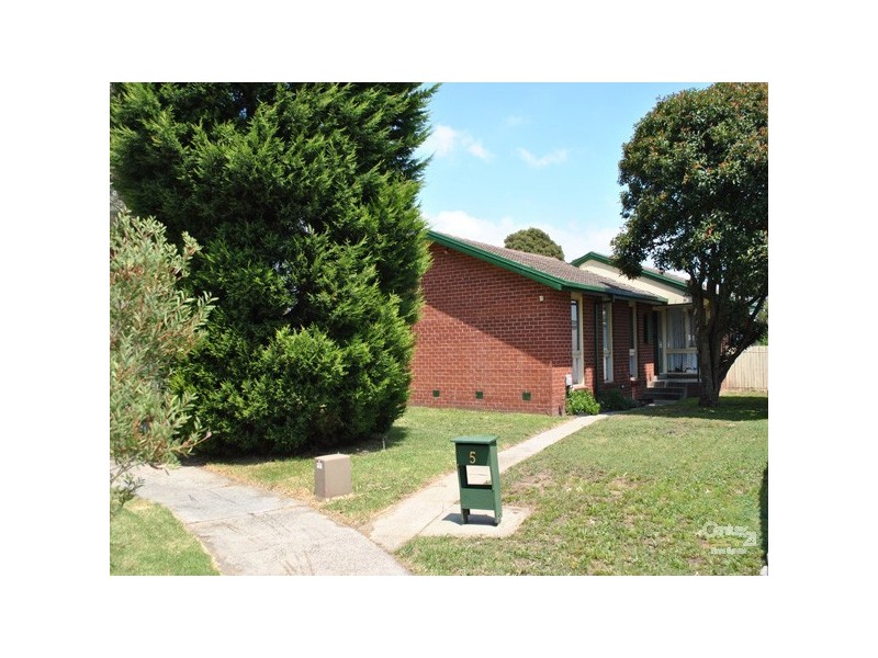 5 Plover Court, Endeavour Hills VIC 3802