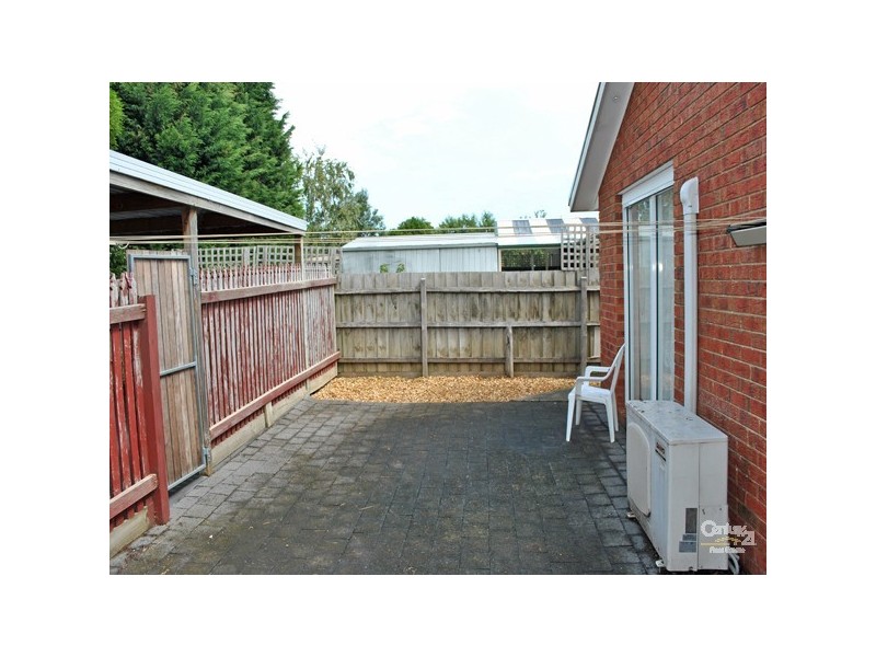 54a Amber Crescent, Narre Warren VIC 3805