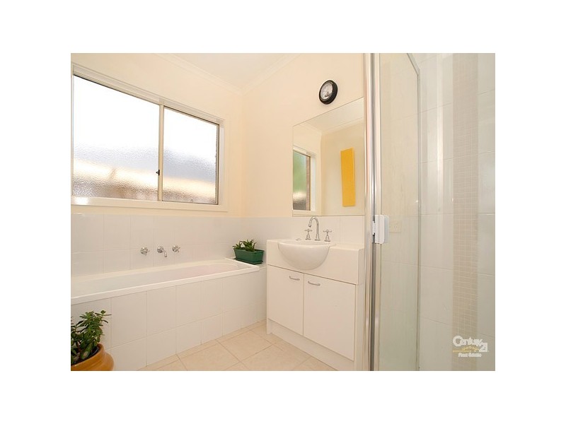 4 O Connell Street, Berwick VIC 3806