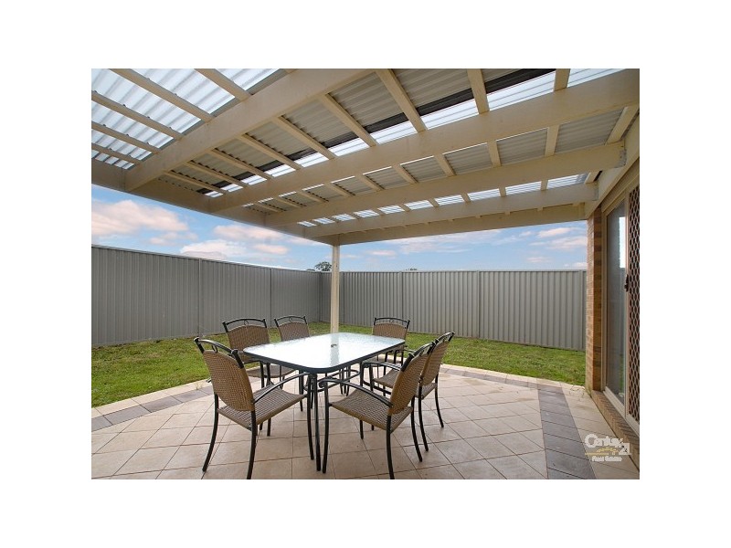 3 Saltram Court, Cranbourne East VIC 3977
