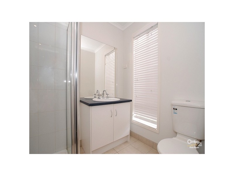 3 Saltram Court, Cranbourne East VIC 3977