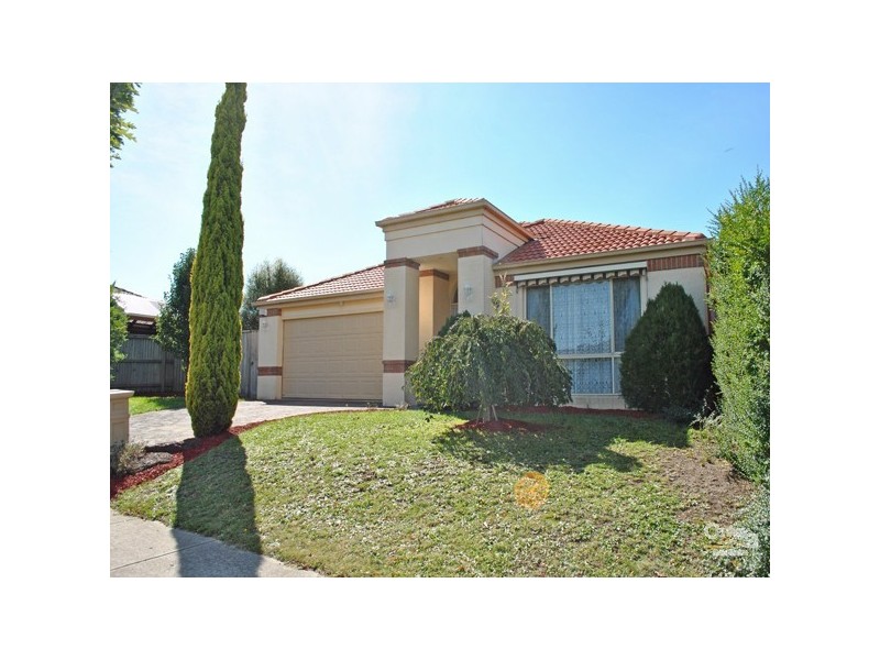 24 Streeton Way, Berwick VIC 3806