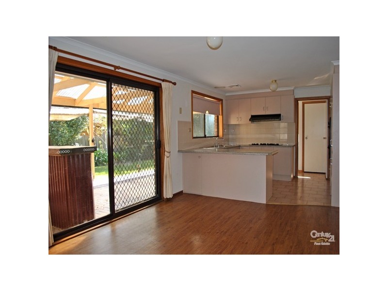 2 Ireland Avenue, Narre Warren VIC 3805